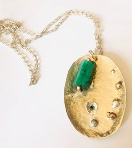 Emerald Unique necklace